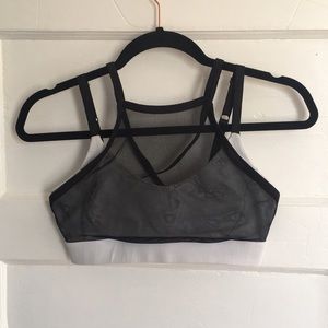 Sports bra